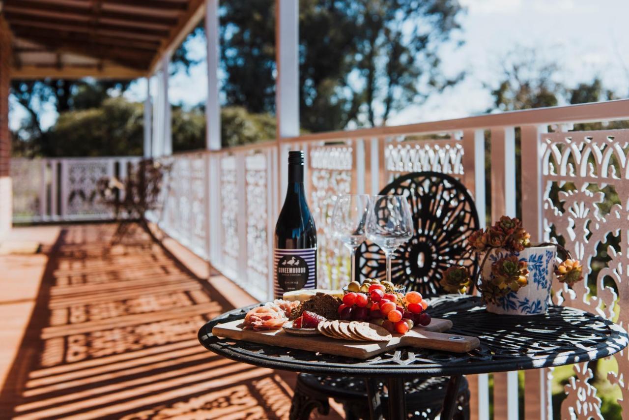 Enfield House Mudgee Bed & Breakfast エクステリア 写真